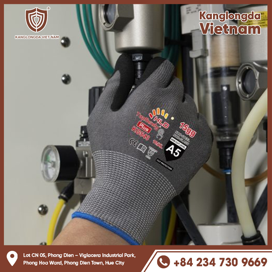 Tight-fitting, stretchy gloves for visibility and control button operation