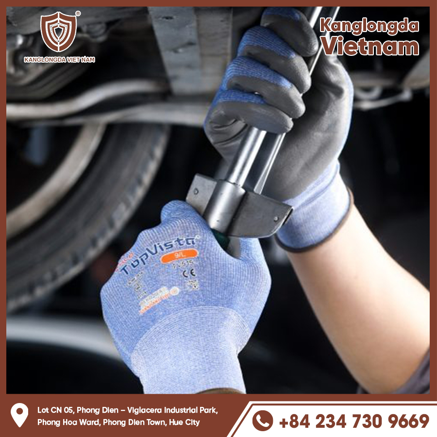 Protective gloves help hold the iron bar firmly, are dirt-resistant and slip-resistant.
